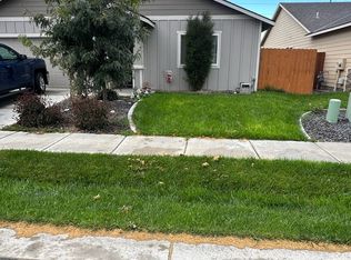 1995 NW 6th St, Hermiston, OR 97838
