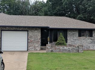 403 Hemlock St UNIT B, Hutchinson, KS 67502