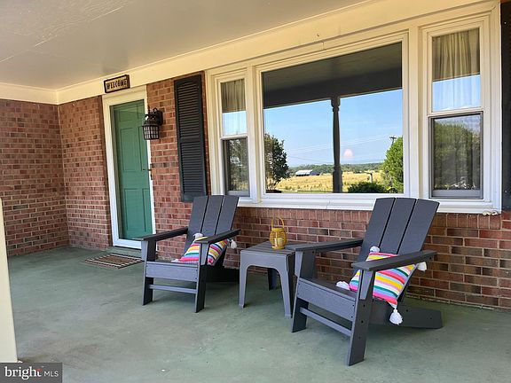 4th image of 1078 Rivermont Dr
