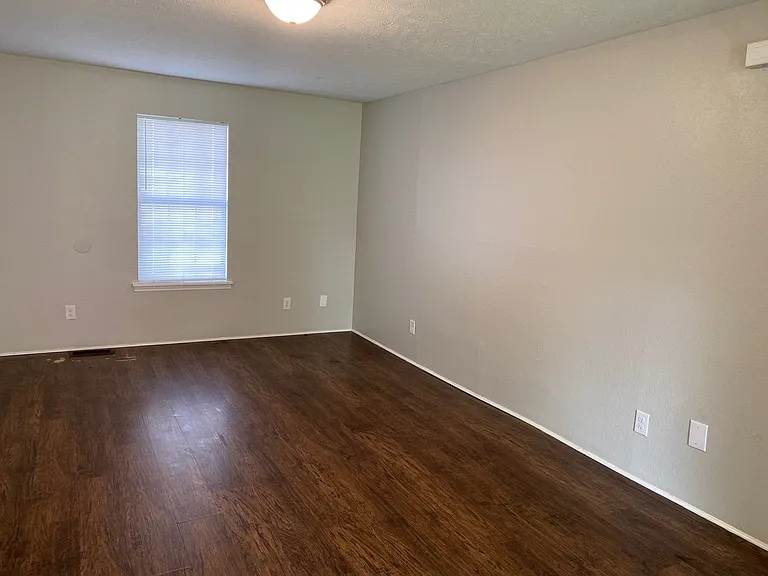 257 Tinker Hill Cv #A — Photo 4