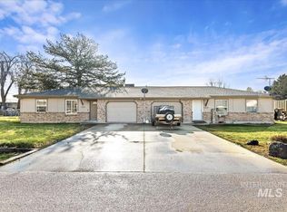 103 & 105 W Oak St, Caldwell, ID 83605