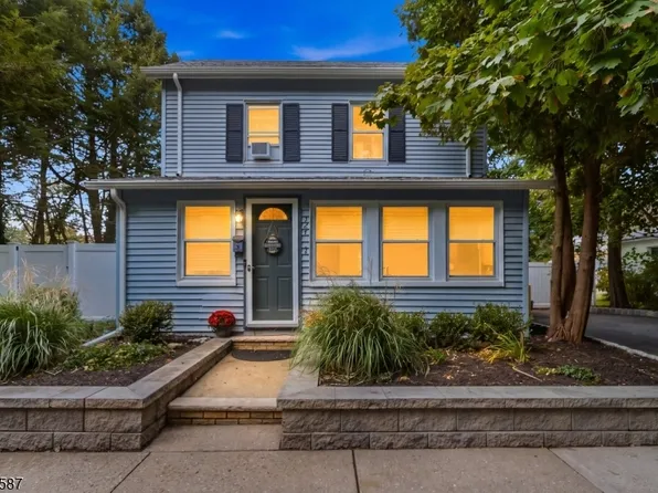 124 Jefferson St, Wanaque Boro, NJ 07420