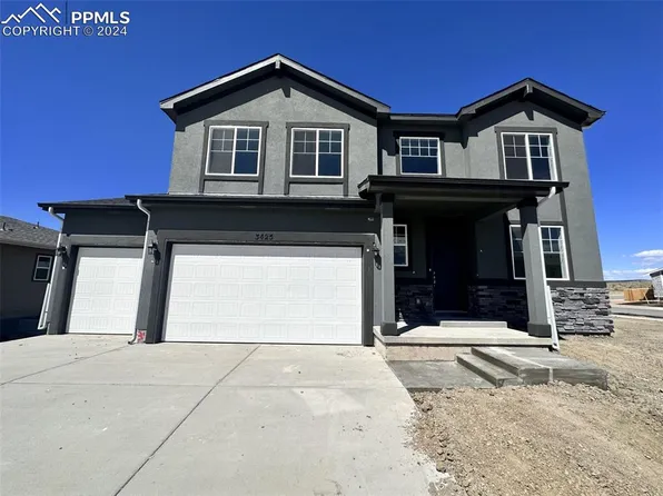 3425 Bella Luna Dr, Pueblo, CO 81001