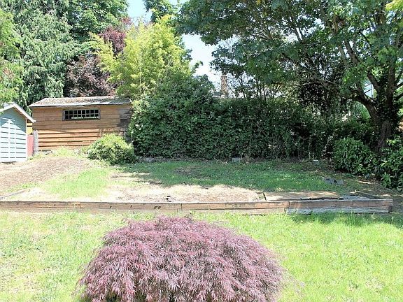 Back yard, fully fenced
