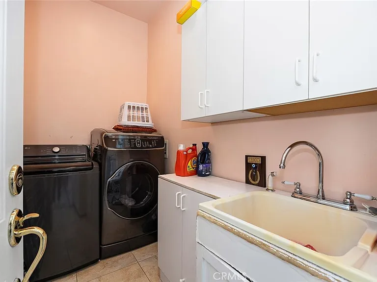 10610 Oak Tree Way — Photo 33