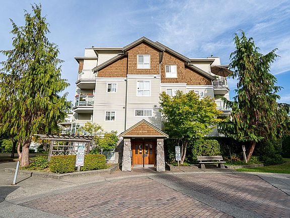 2nd image of 10186 155th St #201