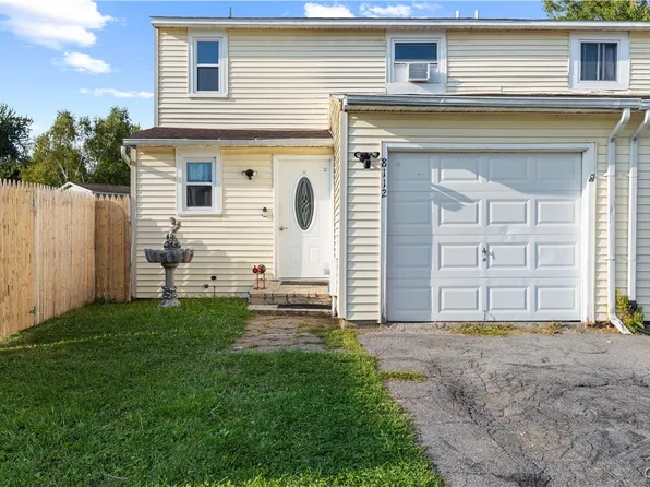 8112 Weblank Way, Clay, NY 13041