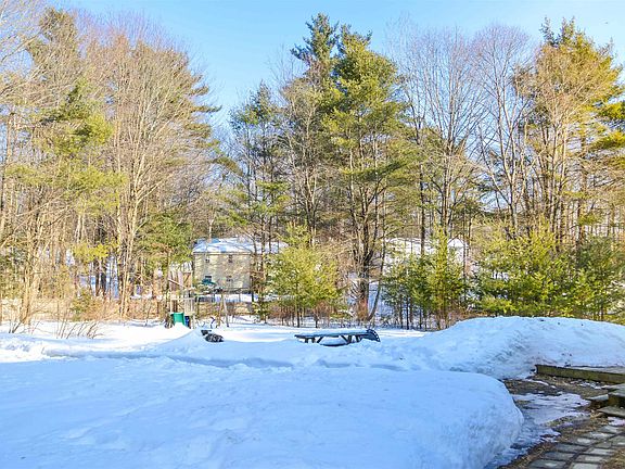 4th image of 139 Squantum Road