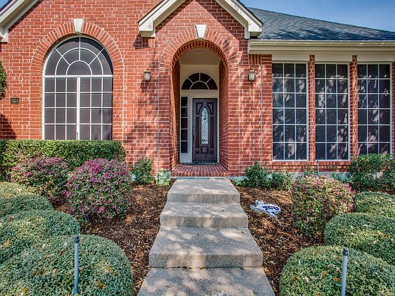 2nd image of 3824 Windward Dr