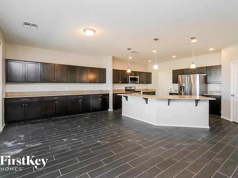 4190 W Federal Way — Photo 4