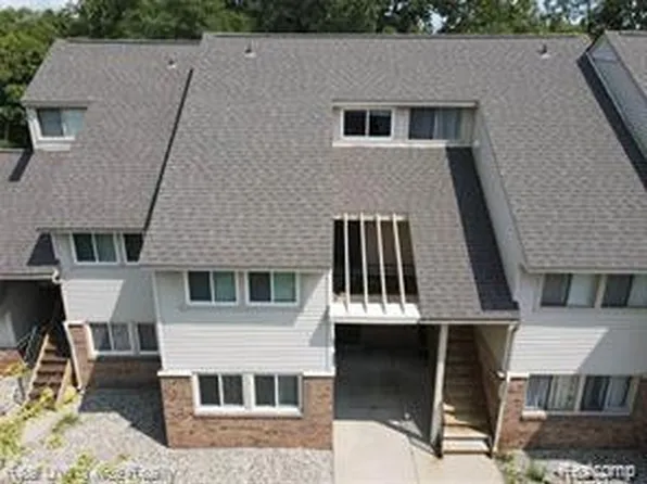 2930 Davison Ave, Auburn Hills, MI 48326