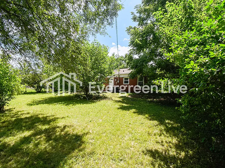 7804 Cullen Dr — Photo 14