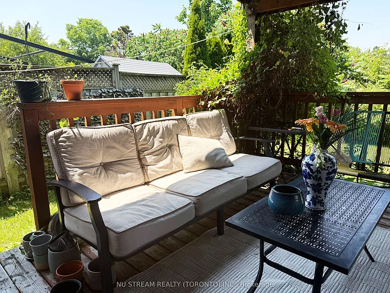 1081 Blueheron Blvd — Photo 14