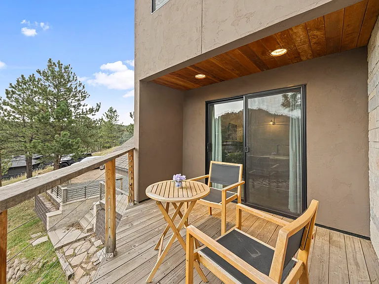 2350 Linden Dr — Photo 41