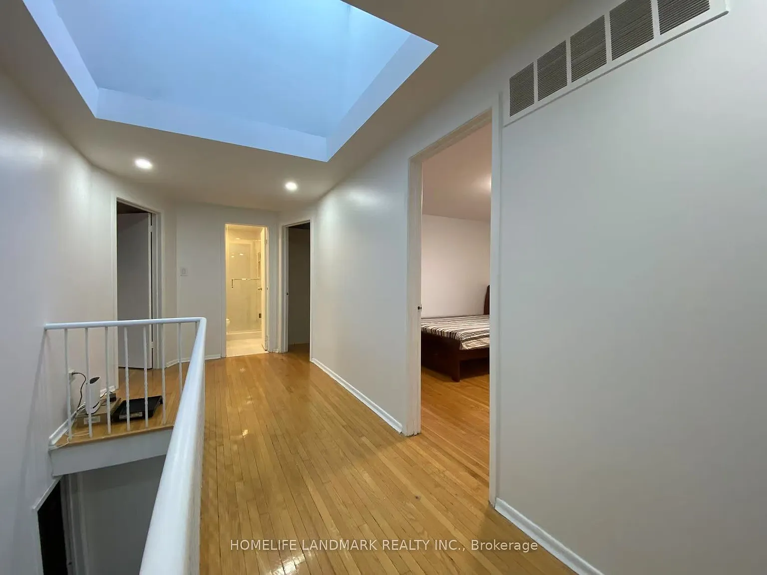 1 bed, $1,000 — Photo 4