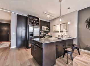 169 W Kinzie St, Chicago, IL 60654