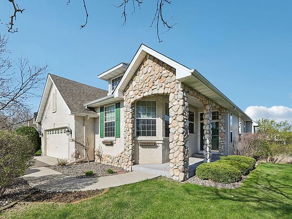 4th image of 4575 Jewel Ln N