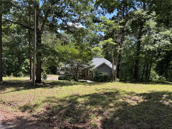 330 Glenridge Dr, Cleveland, GA 30528