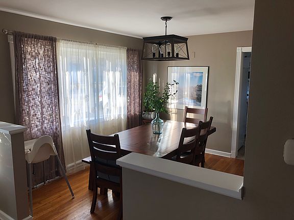 4th image of 1610 Lynn Dr