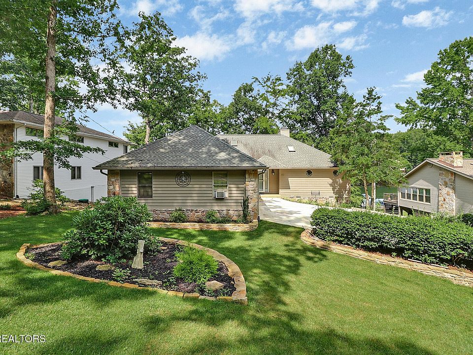 1st image of 171 Meadowview Dr