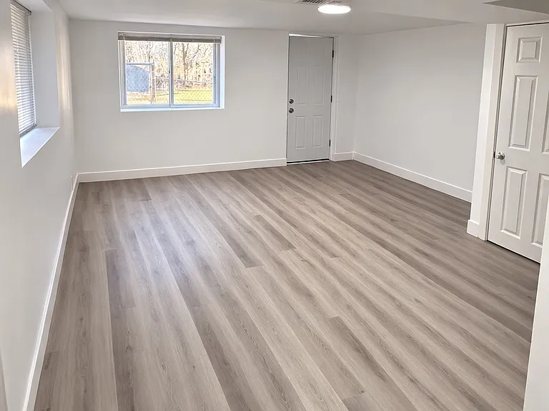 183 McKay Rd #1B — Photo 2