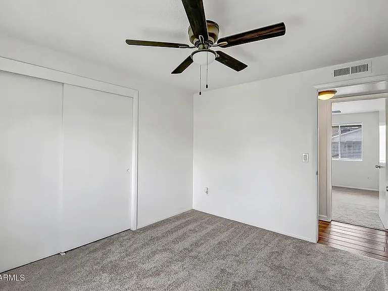 5601 W Carol Ave — Photo 15