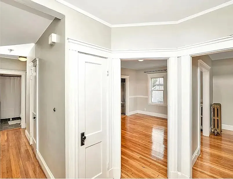 3 bed, 1260 sqft, $3,150 — Photo 3
