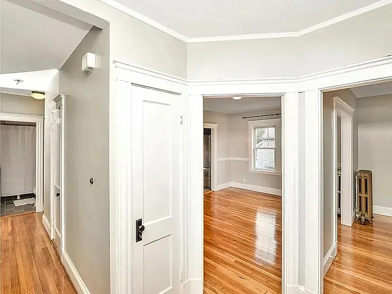 559 Adams St #2 — Photo 3