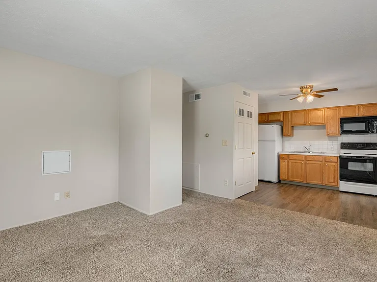 2994-3008 Mogadore Rd #21-27 — Photo 6
