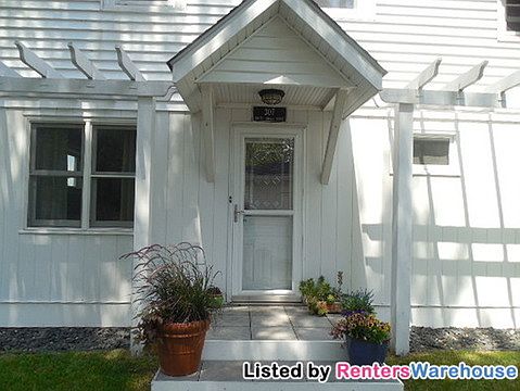 5th image of 307 S Shore Dr