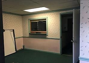 5th image of 300 Longfellow St
