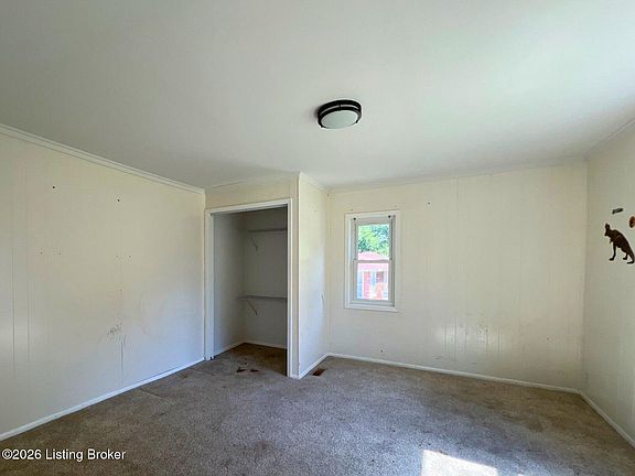 5th image of 340 Beech St