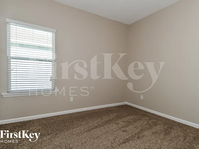 15803 Douglas Lake Dr — Photo 14