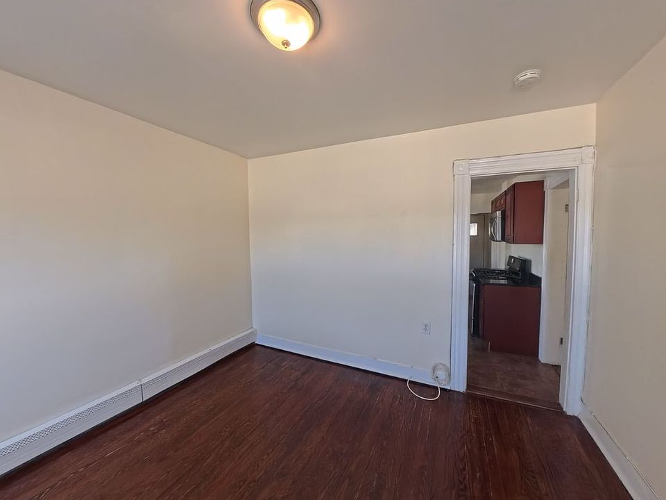 1st image of 18-22 Carthage St #20