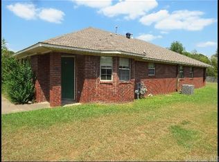 380 S Davis St APT B, Conway, AR 72034