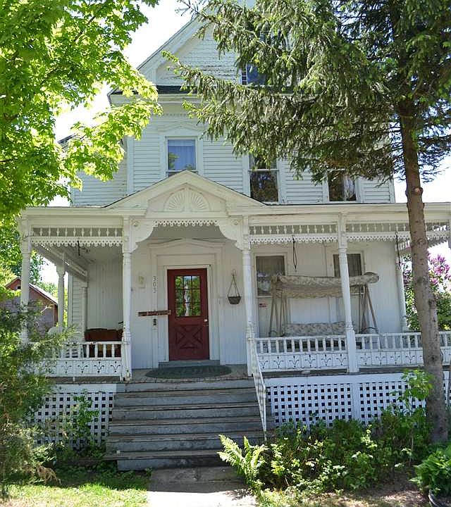1st image of 303 Lake St
