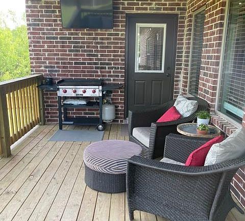 4th image of 49 Riverwood Dr