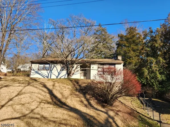 36 Hillside Ave, Milford Boro, NJ 08848
