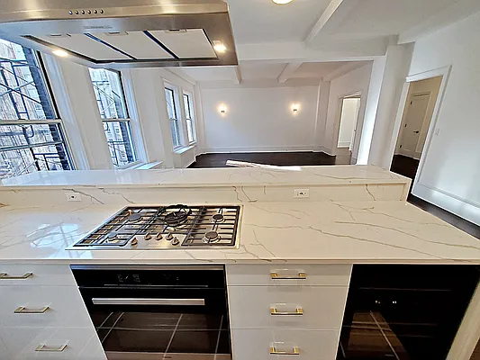 Rented by Rachel Realty | media 26