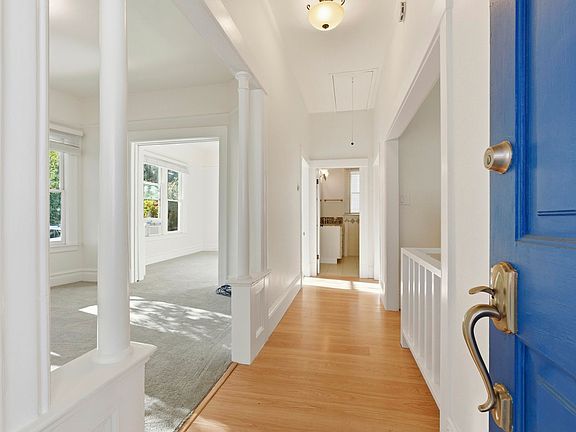 2nd image of 404 W Richmond Ave