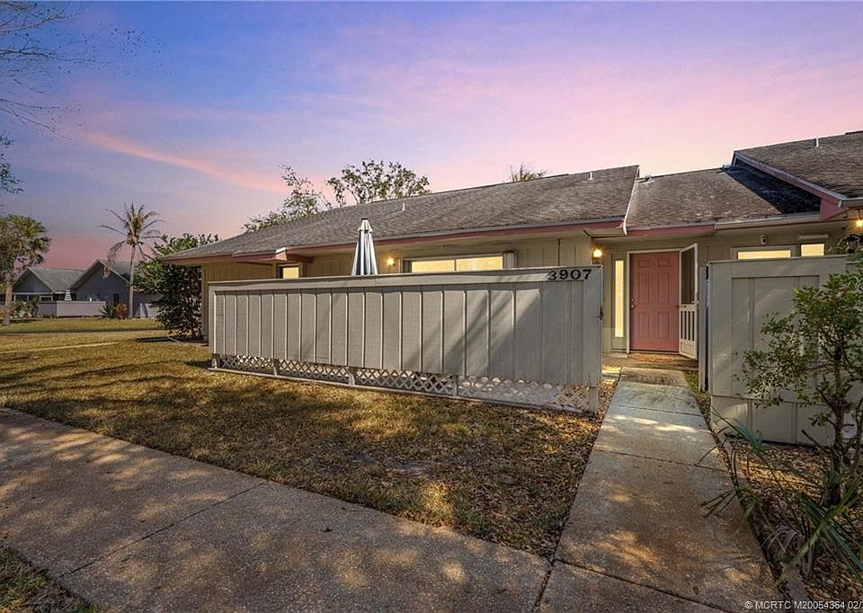 1st image of 3907 NW Cinnamon Tree Cir