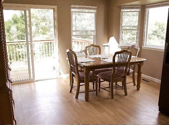 Eat in with bay window, walk out to new deck