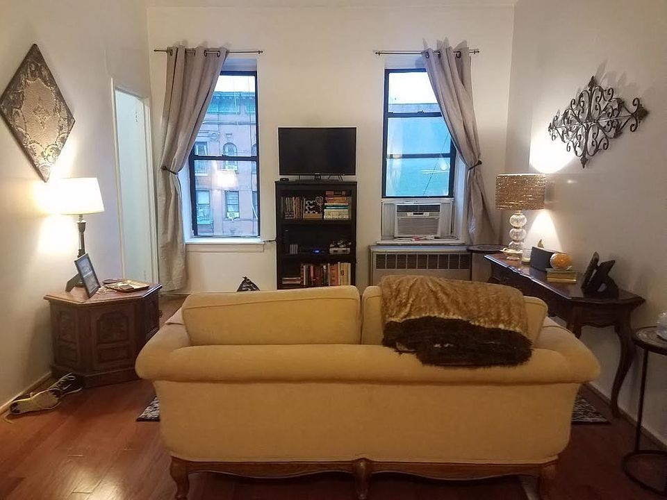 1st image of 981 Amsterdam Ave #8
