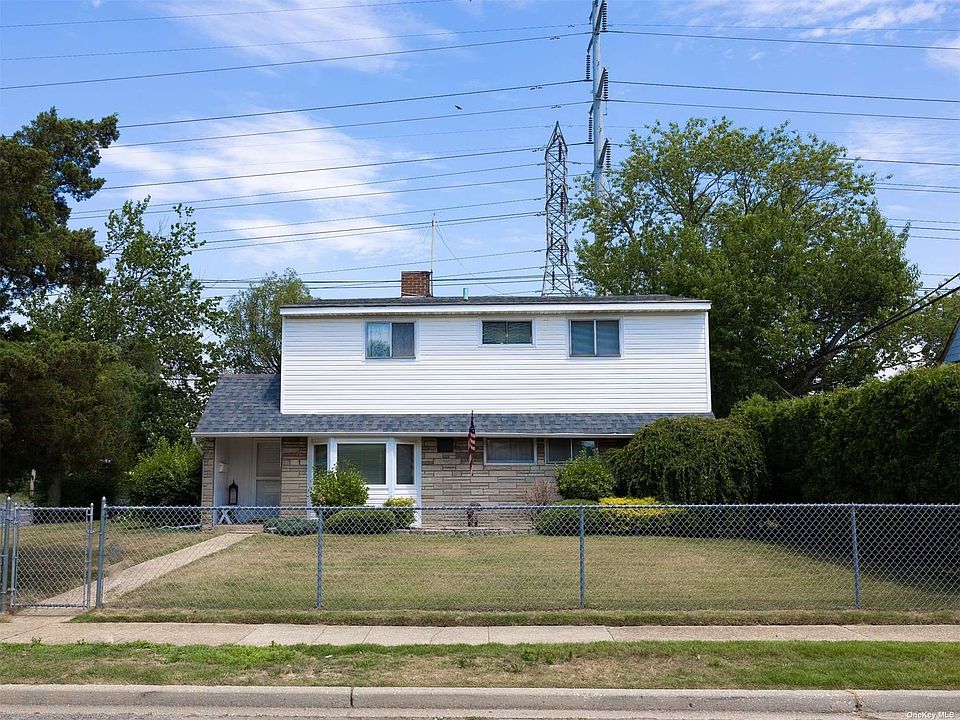 1 Mallard Road, Levittown, NY 11756 Zillow