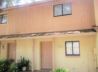 3905 Oak Limb Ct, Tampa, FL 33614