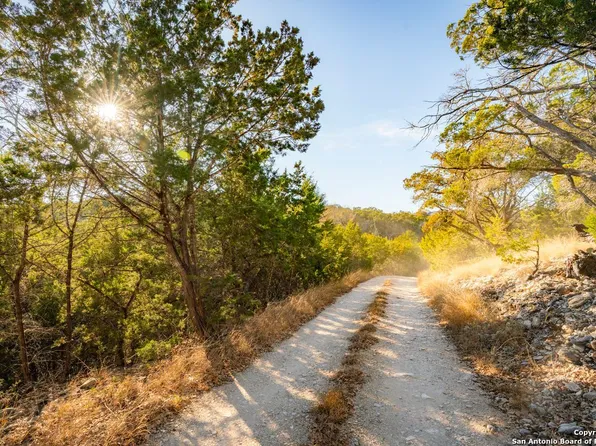 TBD Floyd Van Hoozer Road West, Kerrville, TX 78028