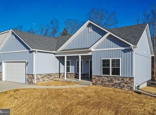 12 Larimar Ln, Inwood, WV 25428