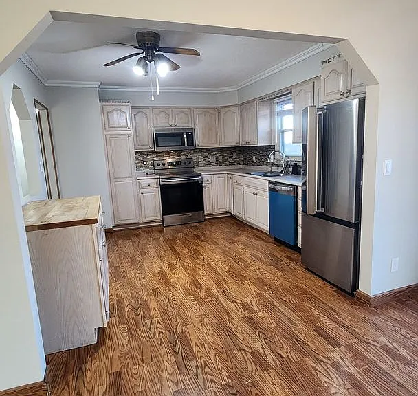 11430 Sunburst St — Photo 4