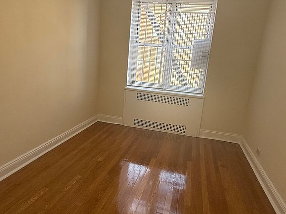 4th image of 18015 64th Ave #1