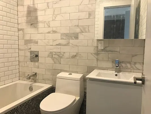 Rented by Arvik Group Real Estate | media 23
